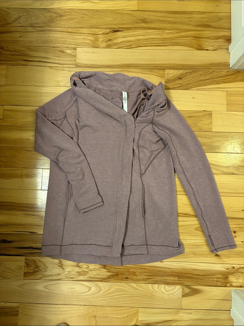 Lululemon Asymetrical Zip Up in Dusty Maeve (size 8)